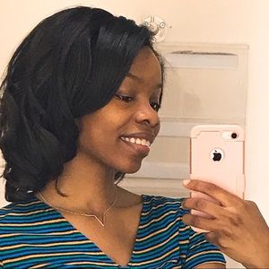 Meet your Posher, Andrea